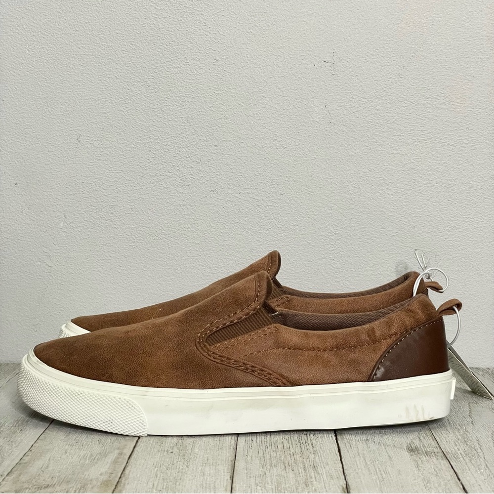 OLD NAVY Boy’s Faux Suede Slip-On Sneakers NWT